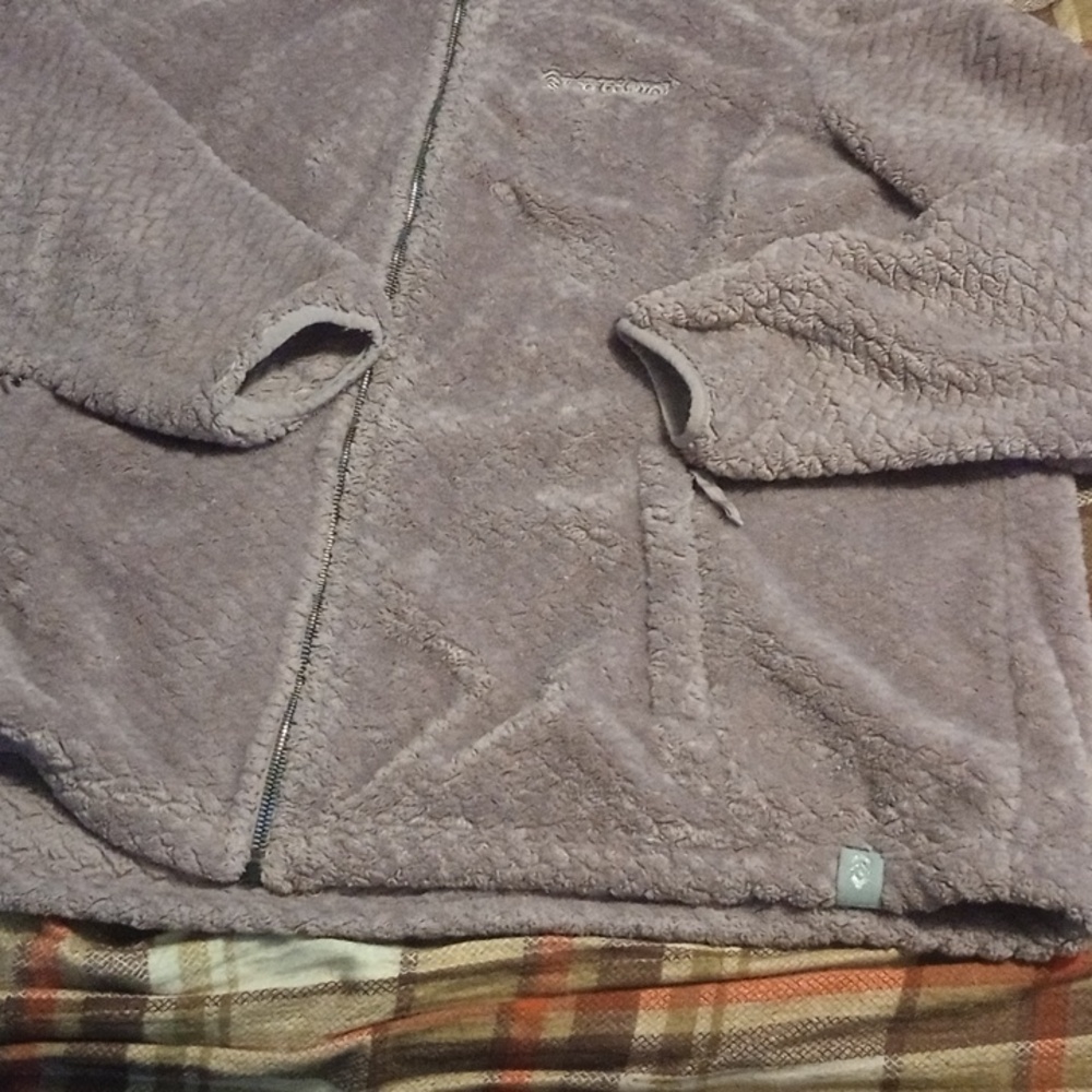 Thin soft plush jacket - Picture 3 of 3